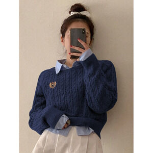 DAZY Women's Autumn & Winter Crew Neck Embroidered Letter Crop Sweater Small